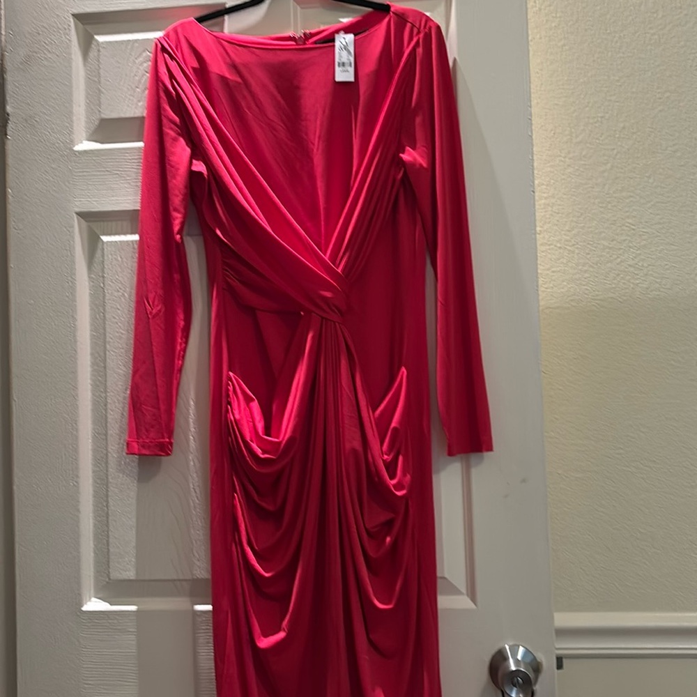 Midi dress in pink, brand new with tag never been worn. Size Lg 12-14